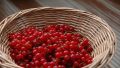 Кулинарные секреты: компот из красной смородины на зиму