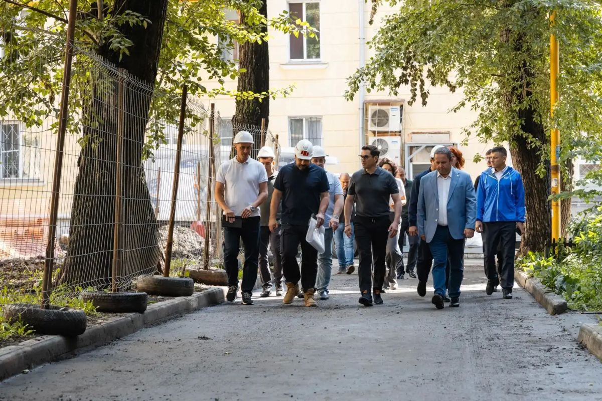 В Металлургическом районе Челябинска меняют изношенные трубы