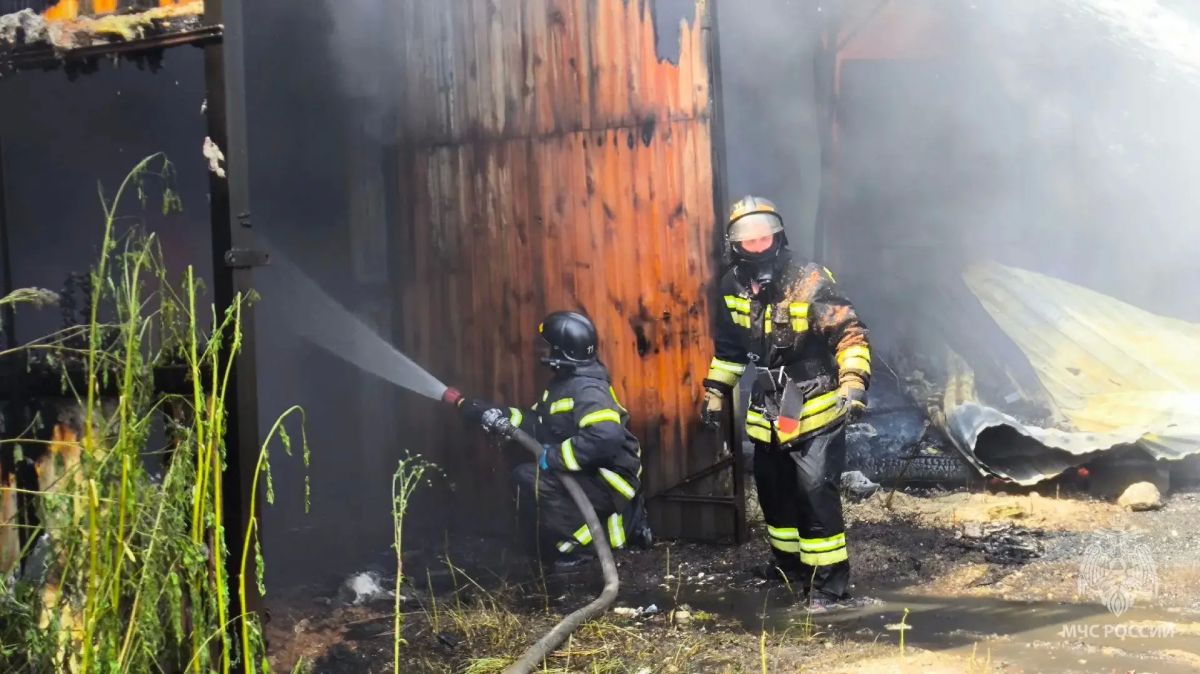 В Сосновском округе ликвидируют крупный пожар В Сосновском округе ликвидируют крупный пожар