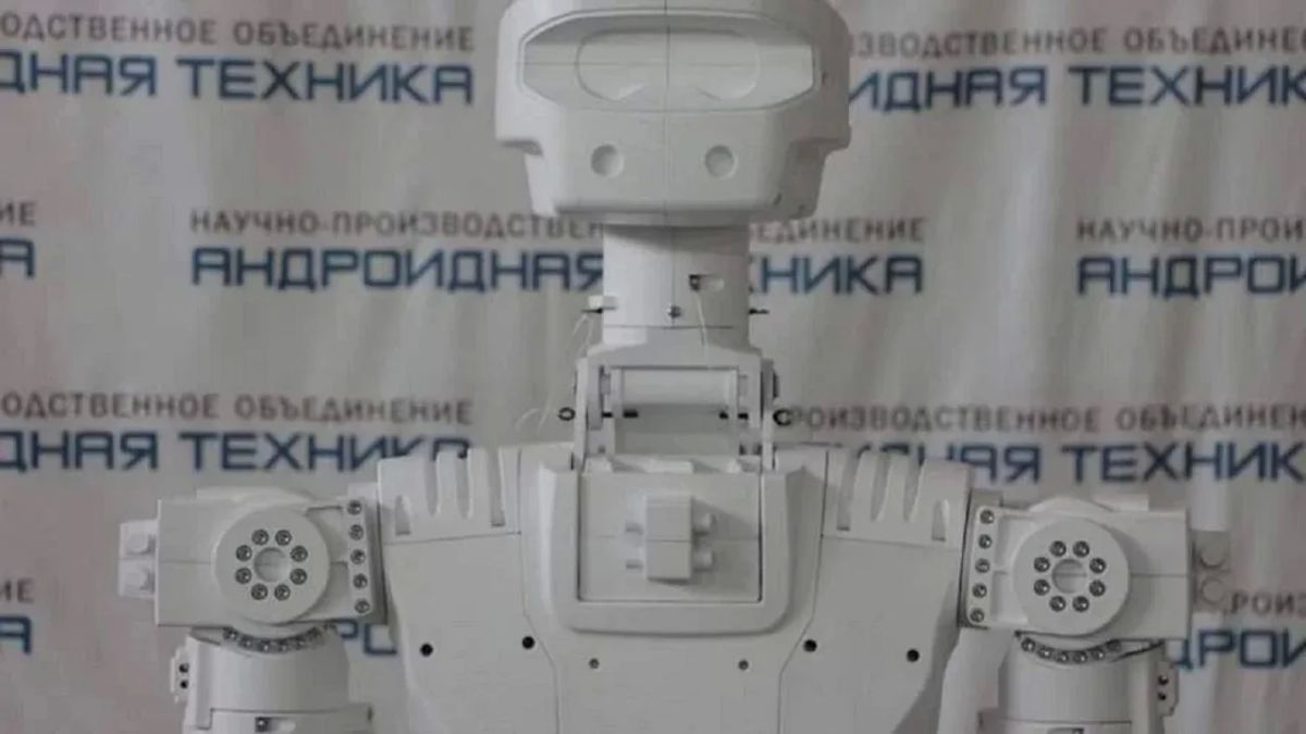 Робот из Магнитогорска отправился на МКС