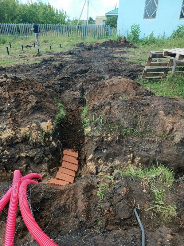 Село Кулуево преображается: в парке культуры и отдыха продолжаются работы Село Кулуево преображается: в парке культуры и отдыха продолжаются работы