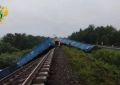 Поезд из Челябинска в Санкт-Петербург задержали из-за схода вагонов в Прикамье
