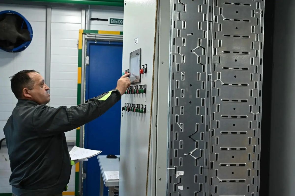 Губернатор Челябинской области Алексей Текслер работает в Озерском городском округе Губернатор Челябинской области Алексей Текслер работает в Озерском городском округе