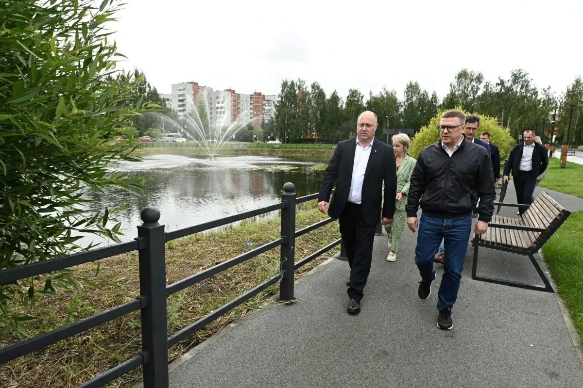 Алексей Текслер оценил новое общественное пространство «Энергия воды» в Озерске Алексей Текслер оценил новое общественное пространство «Энергия воды» в Озерске