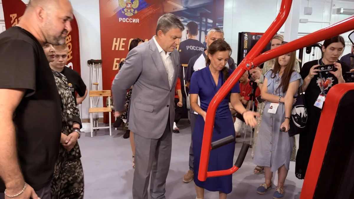 Анна Кузнецова: Адаптивный тренажерный зал «Новая высота» открыли в Луганске Анна Кузнецова: Адаптивный тренажерный зал «Новая высота» открыли в Луганске