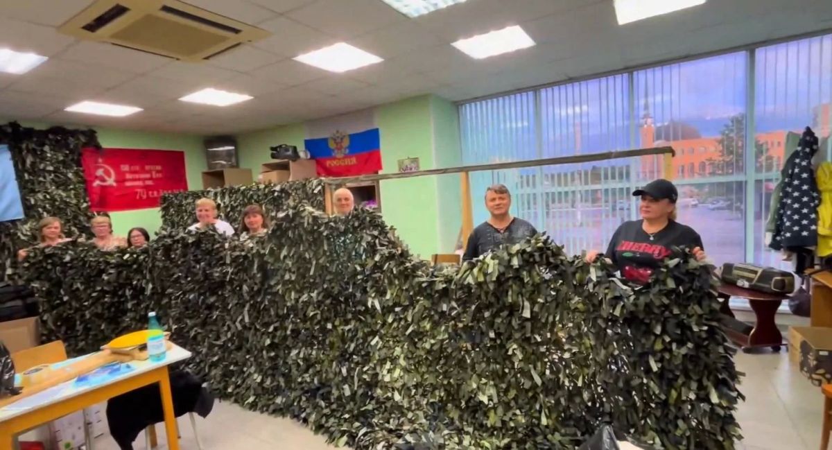 Магнитогорские волонтеры завершили работу над маскировочной сетью