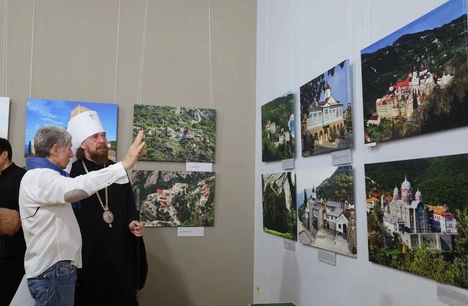 Уникальная фотовыставка «Наш Афон» в Челябинске