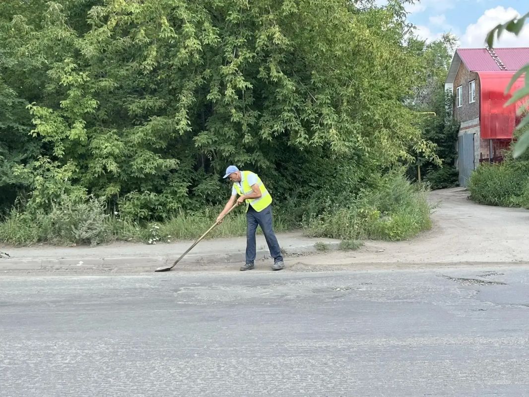 В Копейске прошла встреча с подрядной организацией, занимающейся ремонтом дороги на улице Кузнецова В Копейске прошла встреча с подрядной организацией, занимающейся ремонтом дороги на улице Кузнецова