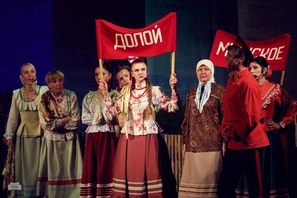 Луганский музыкальнодраматический театр впервые приедет в Челябинск на гастроли Луганский музыкальнодраматический театр впервые приедет в Челябинск на гастроли