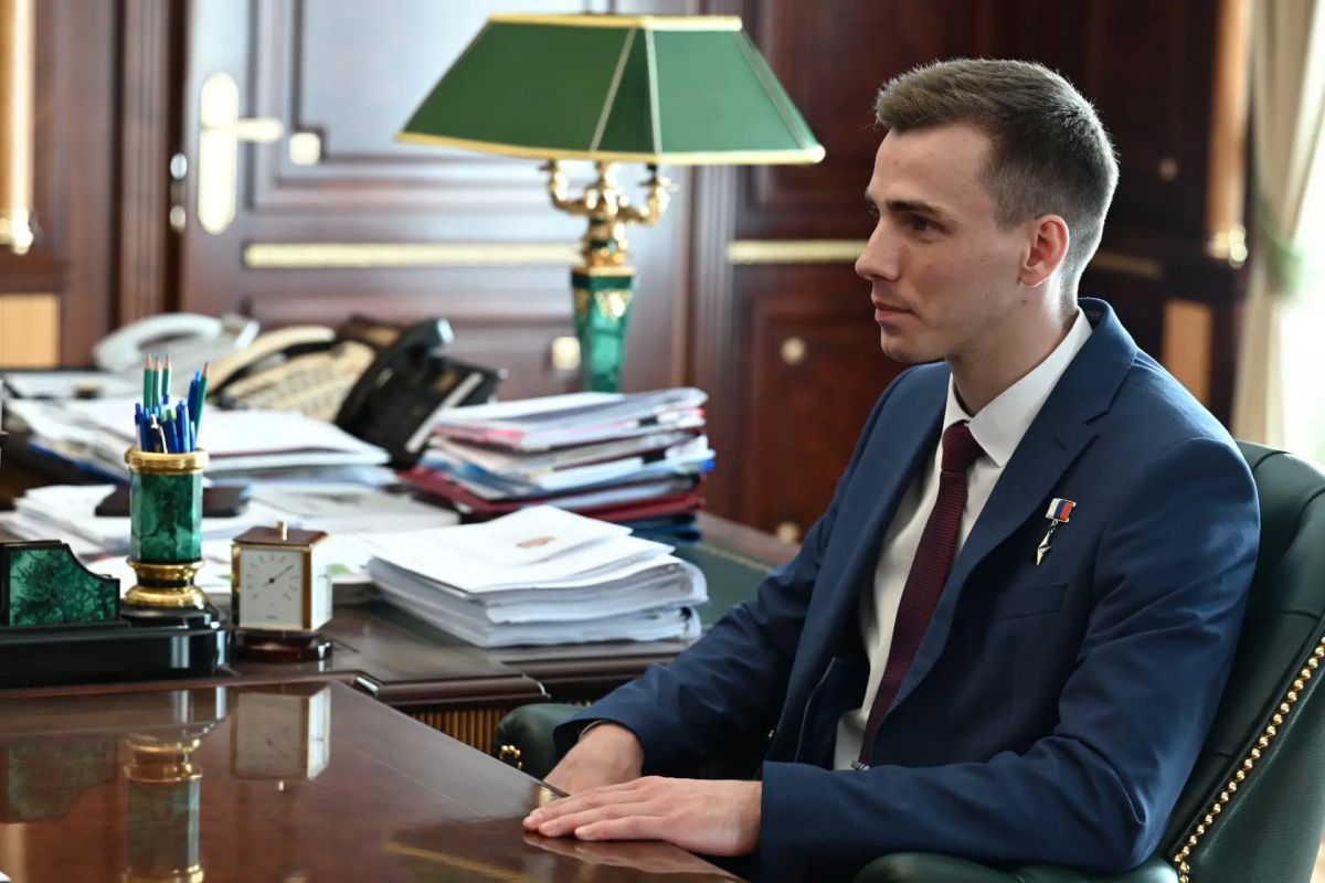 Алексей Текслер встретился с Героем России Владиславом Головиным Алексей Текслер встретился с Героем России Владиславом Головиным
