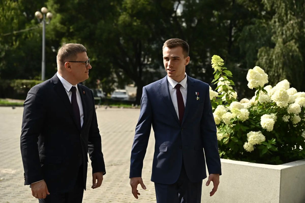 Алексей Текслер встретился с Героем России Владиславом Головиным Алексей Текслер встретился с Героем России Владиславом Головиным