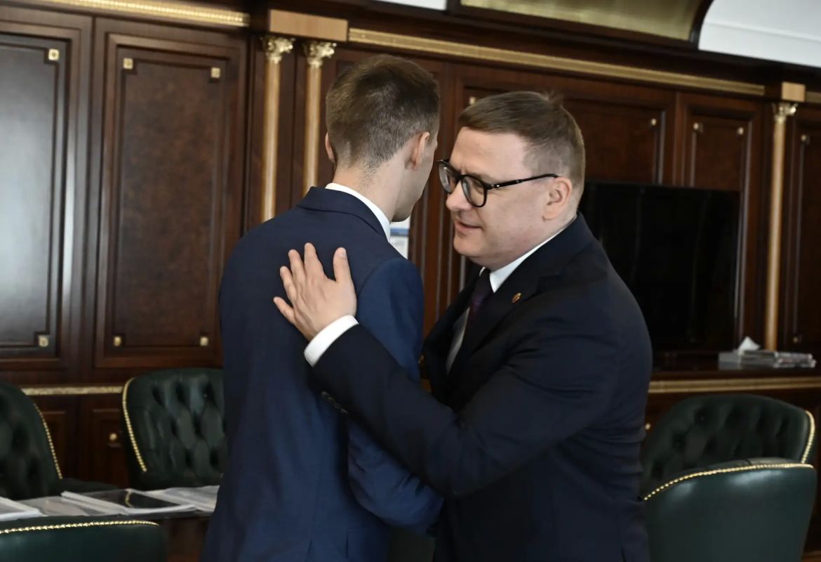 Алексей Текслер встретился с Героем России Владиславом Головиным Алексей Текслер встретился с Героем России Владиславом Головиным