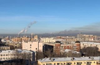 «Черное небо» над Челябинской областью задержится до воскресенья