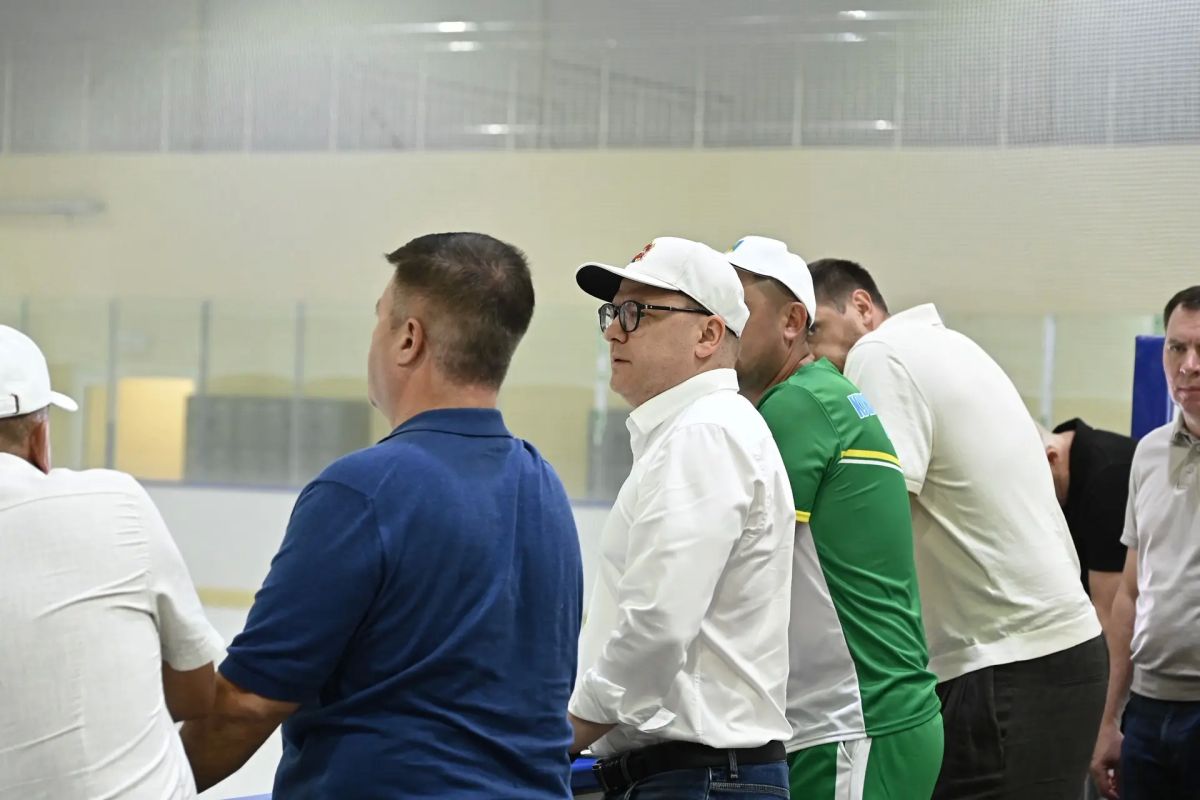 Алексей Текслер оценил готовность к запуску новой ледовой арены в Кунашаке Алексей Текслер оценил готовность к запуску новой ледовой арены в Кунашаке