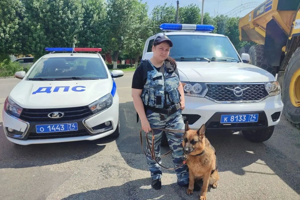 Сотрудники ОМВД России «Пластовский» приняли участие в областном фестивале «Челябинская область — большая семья» Сотрудники ОМВД России «Пластовский» приняли участие в областном фестивале «Челябинская область — большая семья»