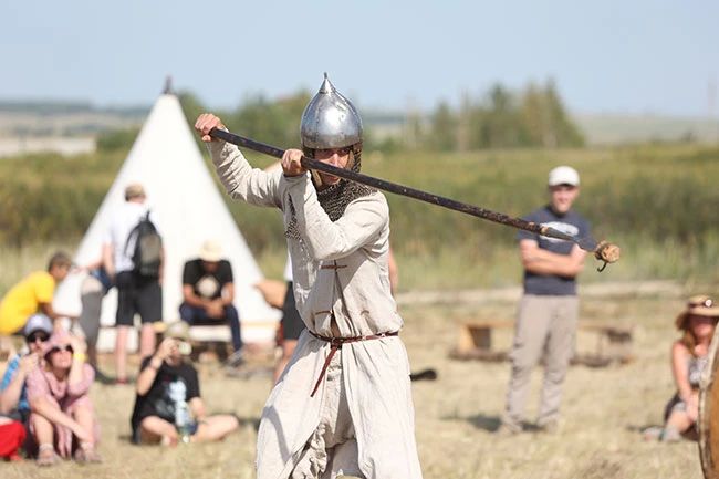 В музее-заповеднике «Аркаим» состоится один из самых масштабных в Челябинской области фестивалей с участием исторических реконструкторов — «Пламя Аркаима» В музее-заповеднике «Аркаим» состоится один из самых масштабных в Челябинской области фестивалей с участием исторических реконструкторов — «Пламя Аркаима»