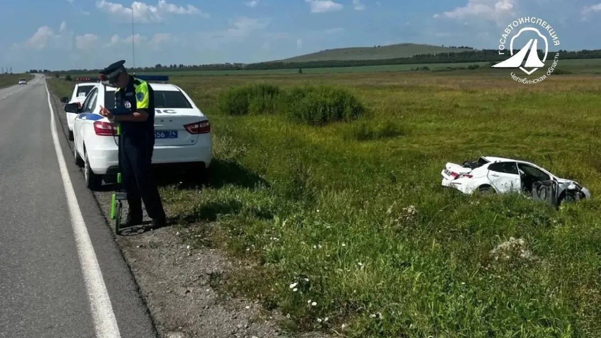 Водитель погиб на трассе под Верхнеуральском Водитель погиб на трассе под Верхнеуральском