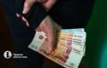 В Челябинске полицейские вернули пенсионеру похищенный мошенниками миллион