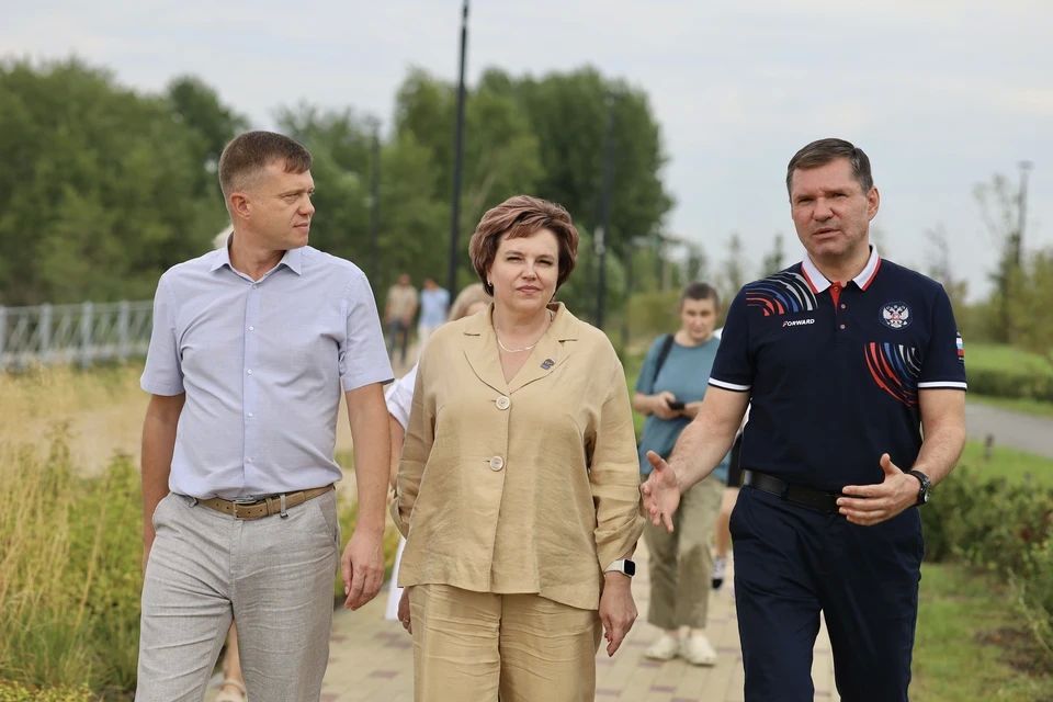 Все на променад в Чурилово: председатель Челябинской городской Думы Сергей Буяков оценил благоустройство Тракторозаводского района