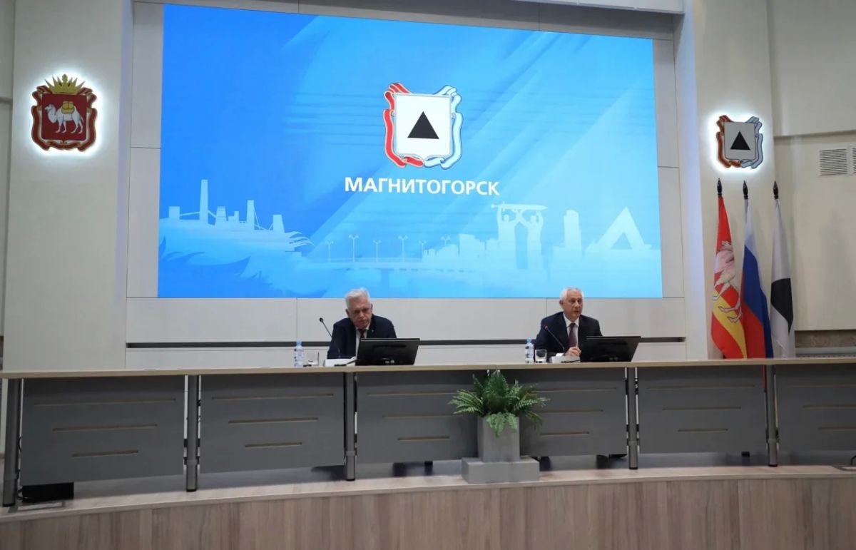 Об обстановке с пожарами и последствиями от них на территории города Магнитогорска, а также о мерах по обеспечению безопасности людей на водных объектах в течение купального сезона Об обстановке с пожарами и последствиями от них на территории города Магнитогорска, а также о мерах по обеспечению безопасности людей на водных объектах в течение купального сезона