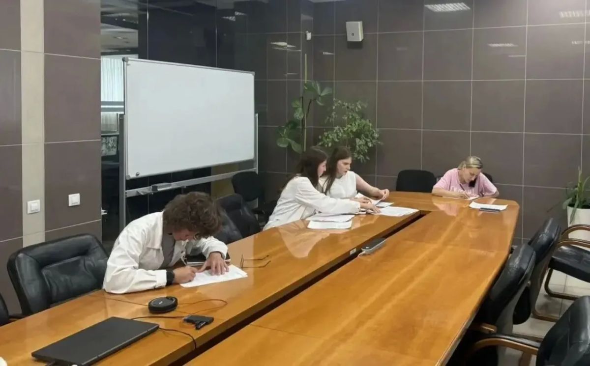 Прокурор Ленинского района г. Челябинска провела встречу с трудовым коллективом трубопрокатного завода Прокурор Ленинского района г. Челябинска провела встречу с трудовым коллективом трубопрокатного завода