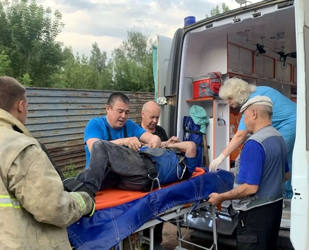 Пенсионерка провалилась в восьмиметровый коллектор насосной станции в Копейске