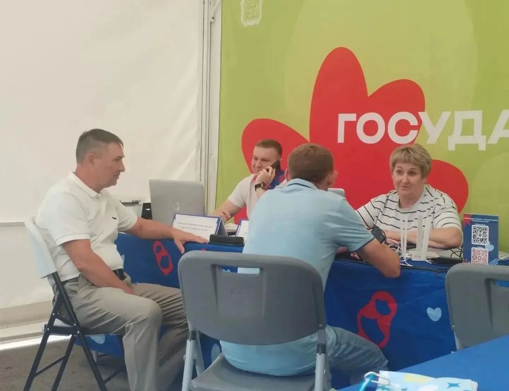 Специалисты Главного управления ГЖИ приняли участие в работе площадки фестиваля «Большая семья» в Еманжелинске Специалисты Главного управления ГЖИ приняли участие в работе площадки фестиваля «Большая семья» в Еманжелинске