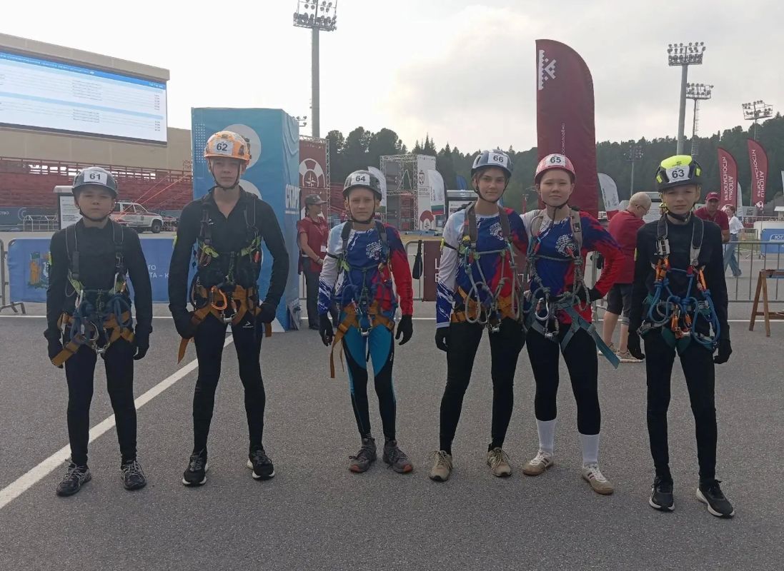 Стартовали юбилейные XX Всероссийские соревнования «Школа безопасности»! Стартовали юбилейные XX Всероссийские соревнования «Школа безопасности»!