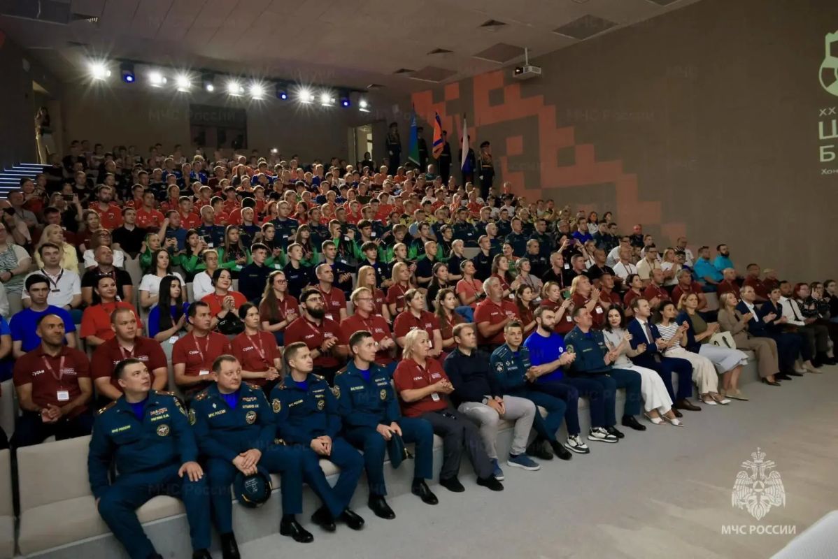 Стартовали юбилейные XX Всероссийские соревнования «Школа безопасности»! Стартовали юбилейные XX Всероссийские соревнования «Школа безопасности»!