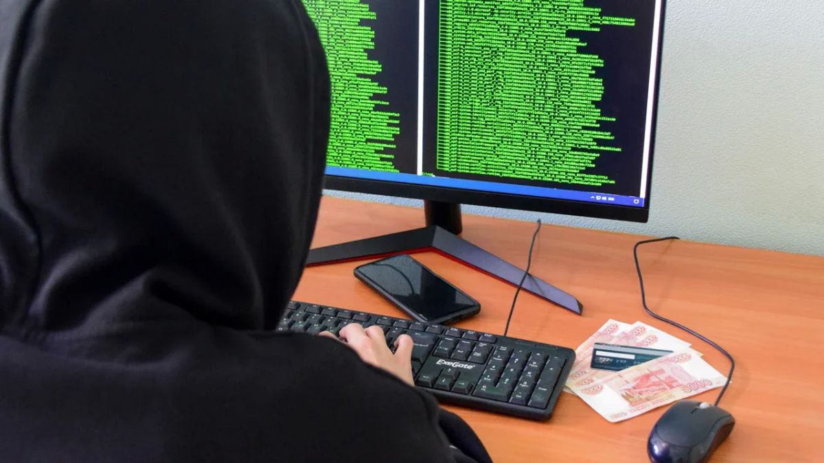 Жителя Челябинска отдали под суд за торговлю фейковыми аккаунтами в мессенджерах