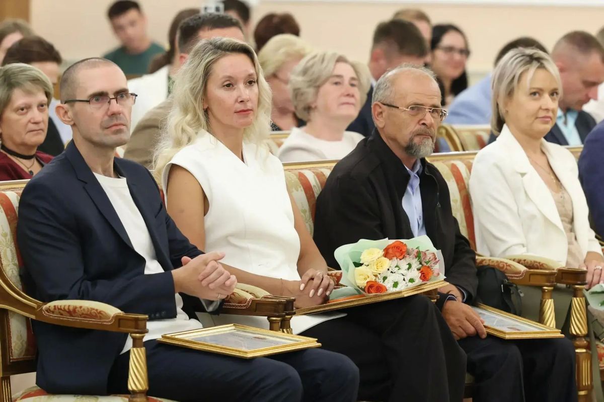 Каждый десятый занятый в экономике Челябинской области работает в строительной отрасли Каждый десятый занятый в экономике Челябинской области работает в строительной отрасли