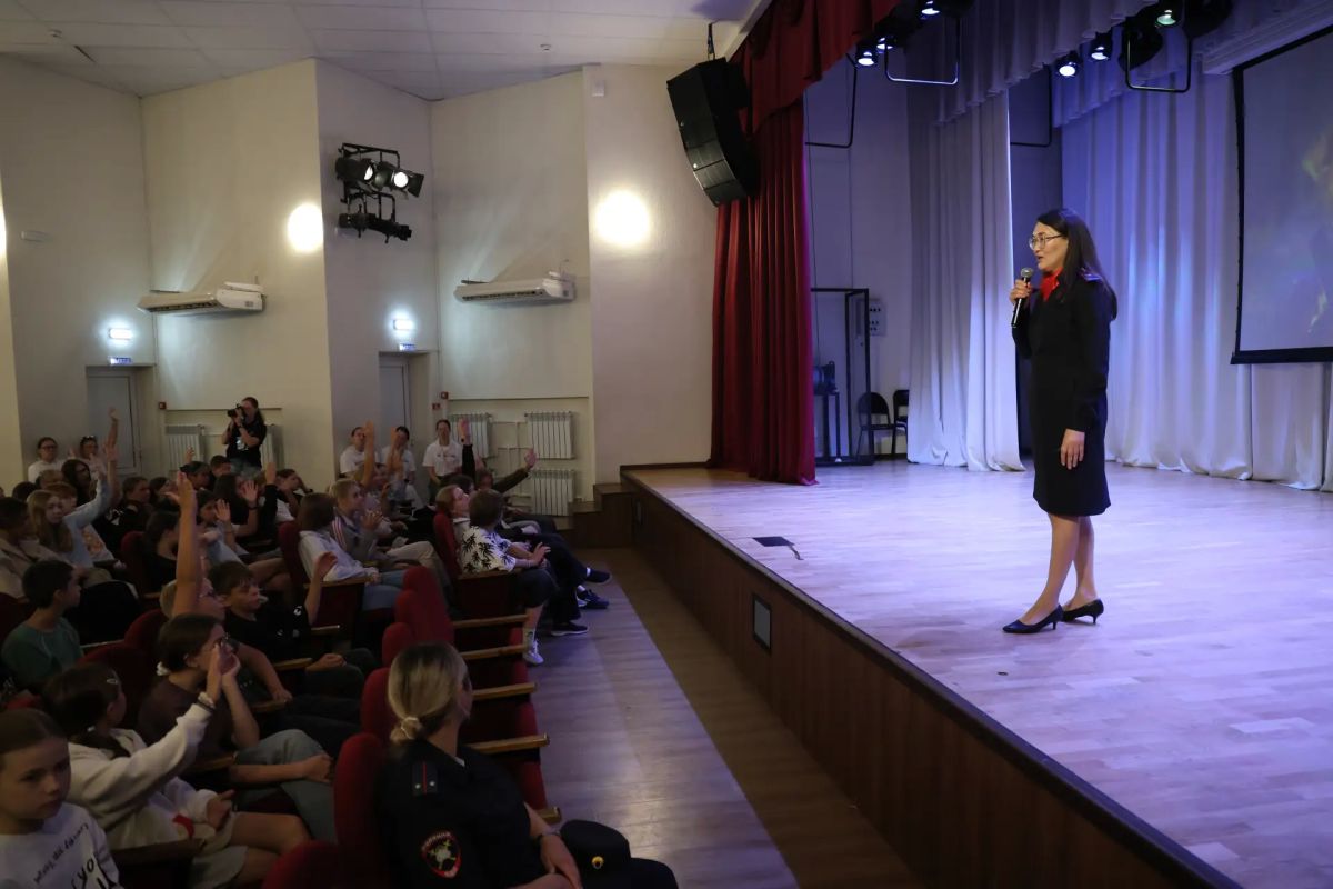 Полицейские Южного Урала организовали масштабный праздник в лагере «Лесная застава» Полицейские Южного Урала организовали масштабный праздник в лагере «Лесная застава»