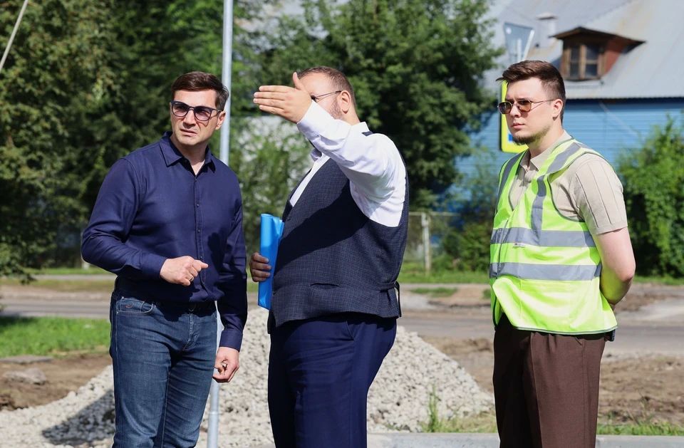 Город поедет быстрее. В разных районах Челябинска одновременно ремонтируют и реконструируют больше 30 объектов в рамках нацпроекта «Инфраструктура для жизни»