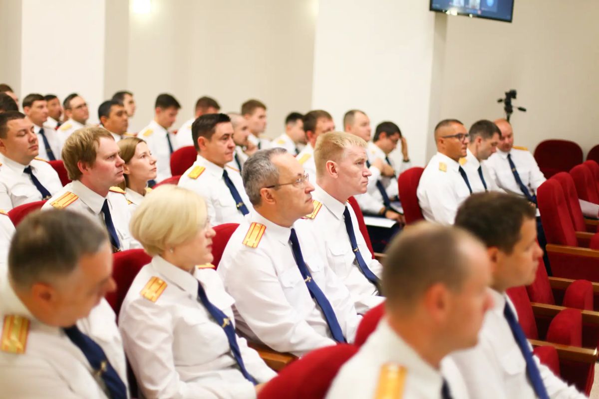 В следственном управлении СК России по Челябинской области состоялось расширенное оперативное совещание В следственном управлении СК России по Челябинской области состоялось расширенное оперативное совещание