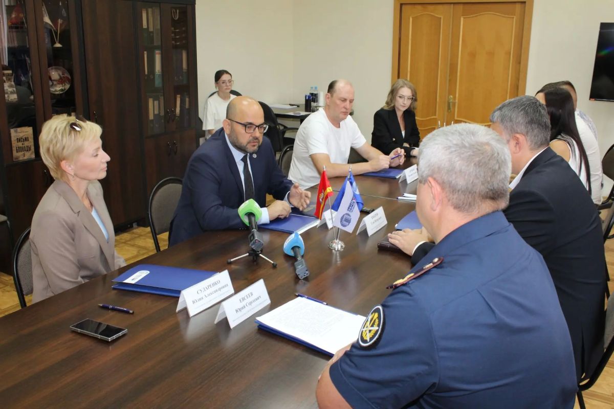 Выборы в СИЗО под контролем: Общественная палата региона и ОНК усиливают наблюдение Выборы в СИЗО под контролем: Общественная палата региона и ОНК усиливают наблюдение