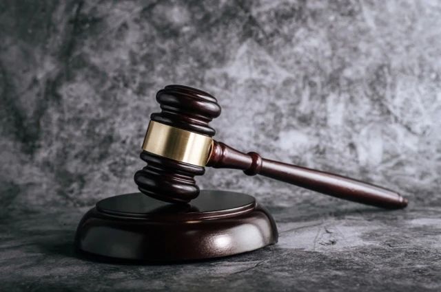 Жителя Коркино будут судить за вырубку тополей