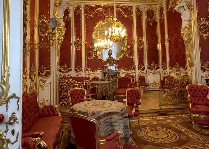 Парадные интерьеры Эрмитажа могут «переехать» в Торговый центр Челябинска