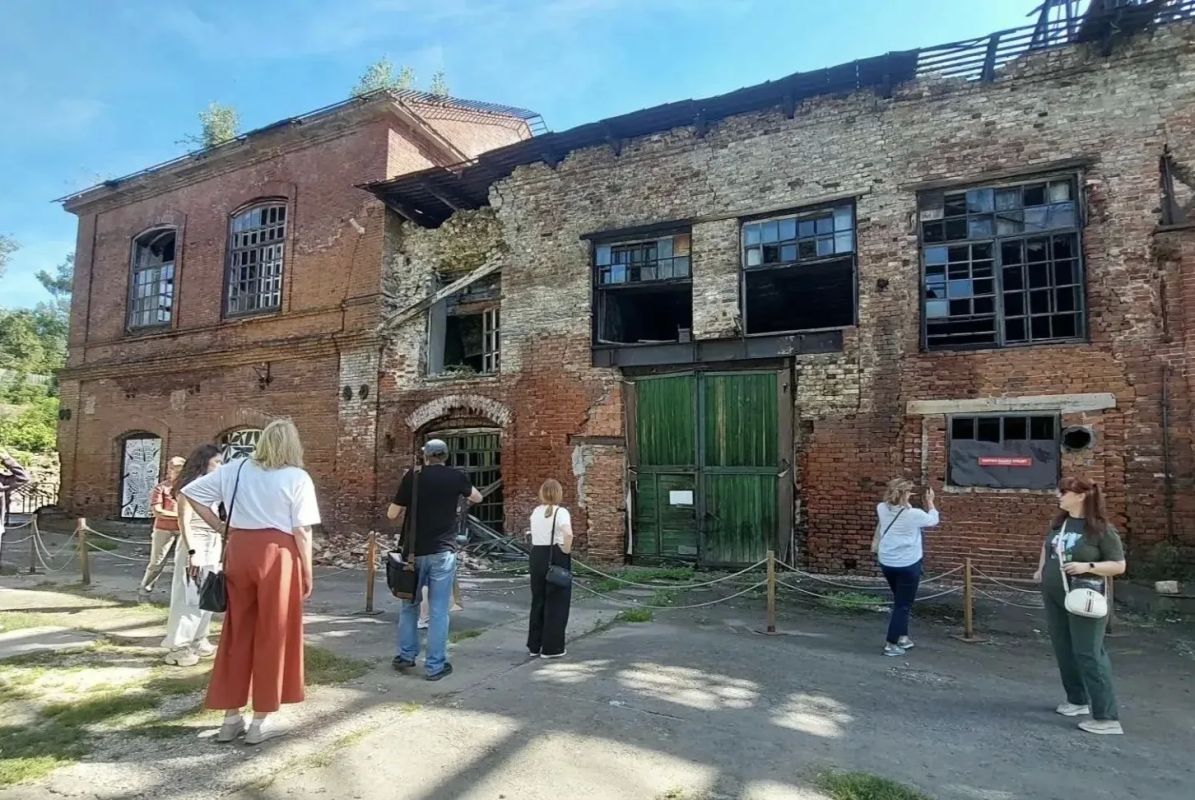 Челябинская и Свердловская область совместно создадут туристический маршрут-конструктор Челябинская и Свердловская область совместно создадут туристический маршрут-конструктор