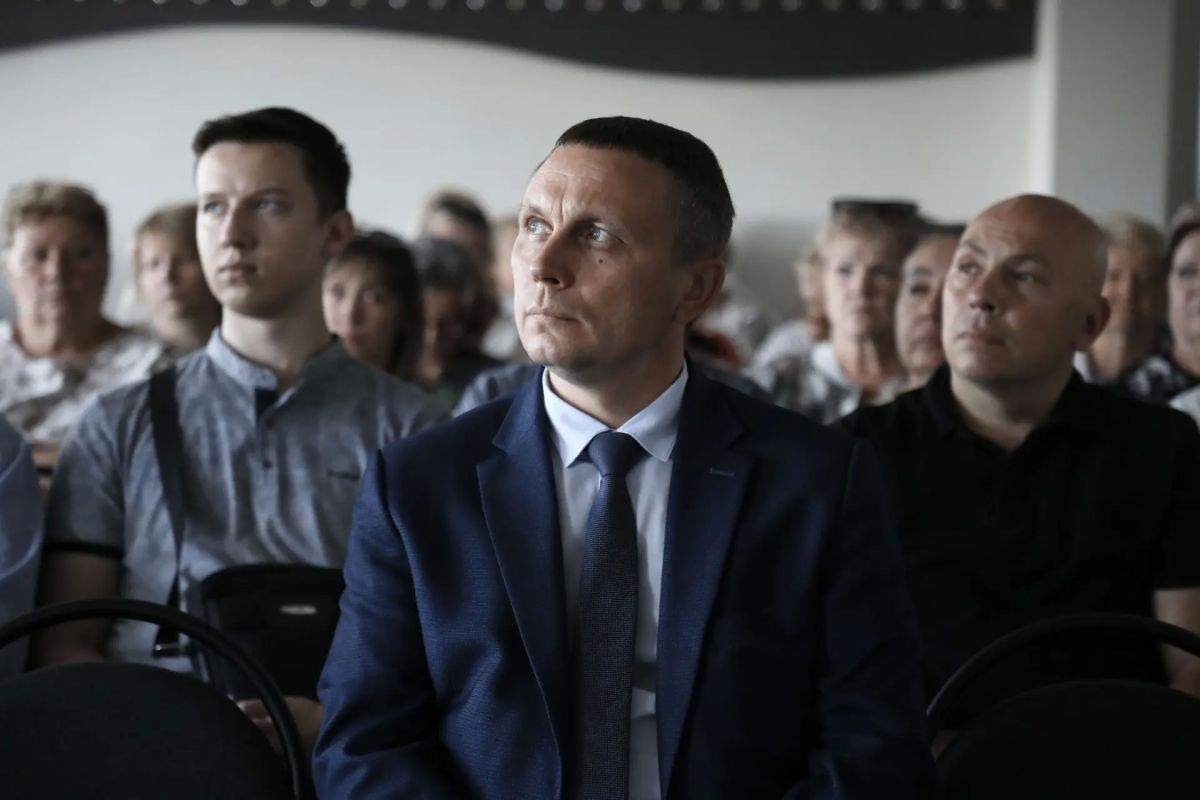 Главный специалист по профориентационной работе ПАО «ММК» Владимир Дремов встретился с коллективом МП «Маггортранс» Главный специалист по профориентационной работе ПАО «ММК» Владимир Дремов встретился с коллективом МП «Маггортранс»