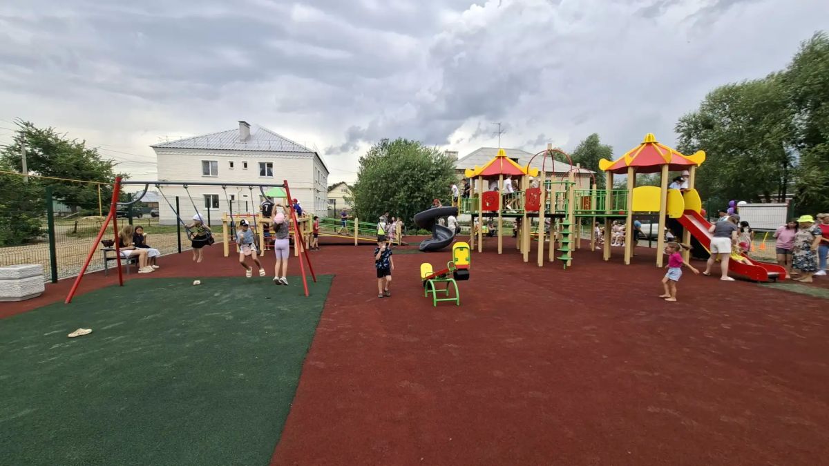 В Нагорном открылась детская площадка! В Нагорном открылась детская площадка!
