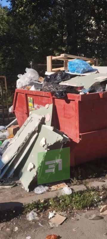 «Платим за то, чтобы жить на помойке?» «Платим за то, чтобы жить на помойке?»