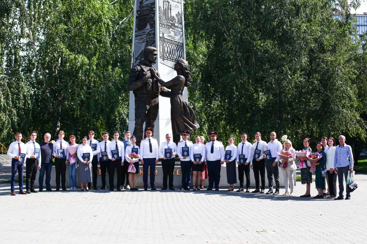 Круглосуточно на связи. Новости в МАХ раньше, подписывайтесь на Челябинский Следком Круглосуточно на связи. Новости в МАХ раньше, подписывайтесь на Челябинский Следком