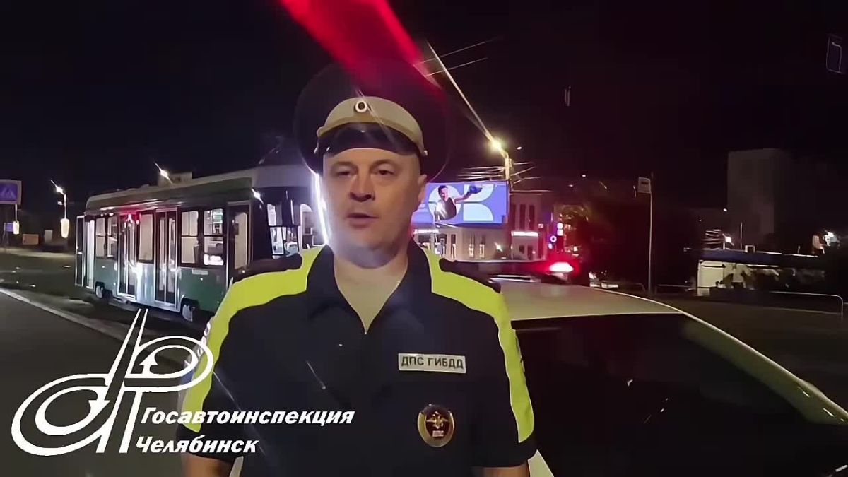 Пешеход погиб под колесами трамвая в Челябинске