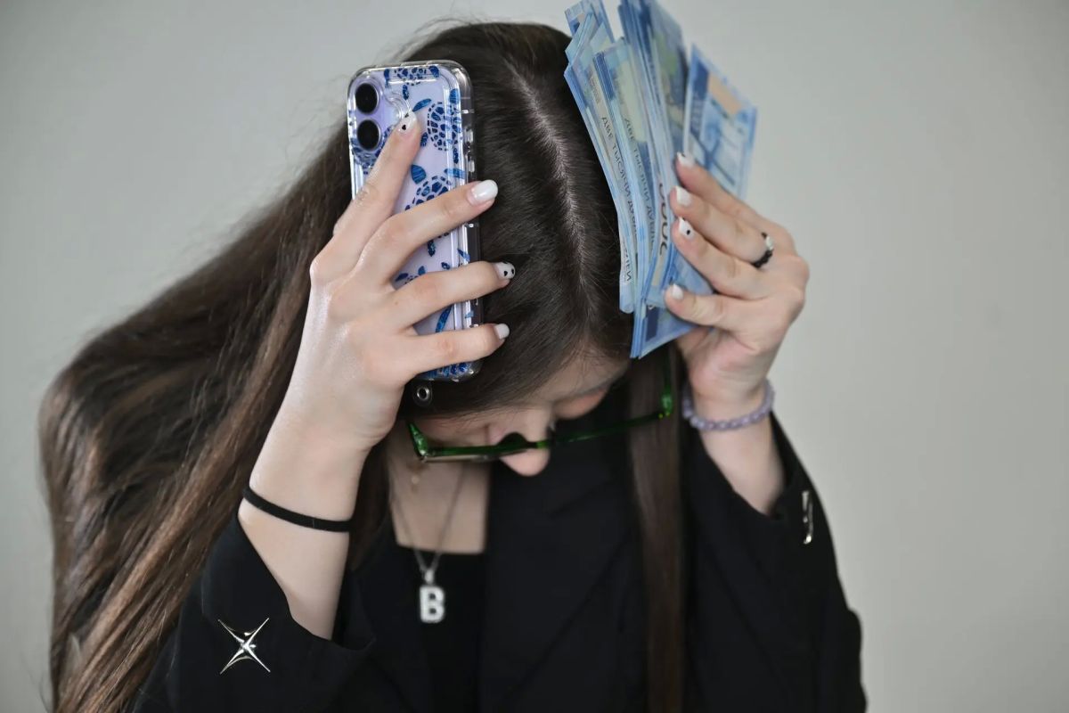 Пообещали найти пропавшего на СВО мужа: челябинка отдала мошенникам 810 тысяч рублей