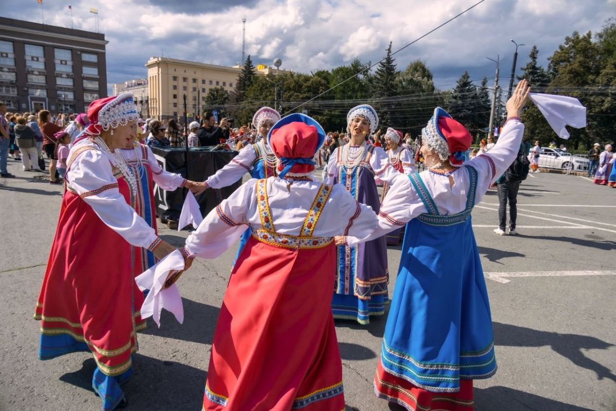 Челябинск снова стал хороводной столицей страны Челябинск снова стал хороводной столицей страны