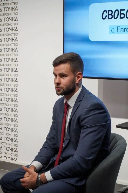 Новый формат «Толк. Вслух о главном» стартовал в молодежном пространстве «ТОЧКА» Новый формат «Толк. Вслух о главном» стартовал в молодежном пространстве «ТОЧКА»