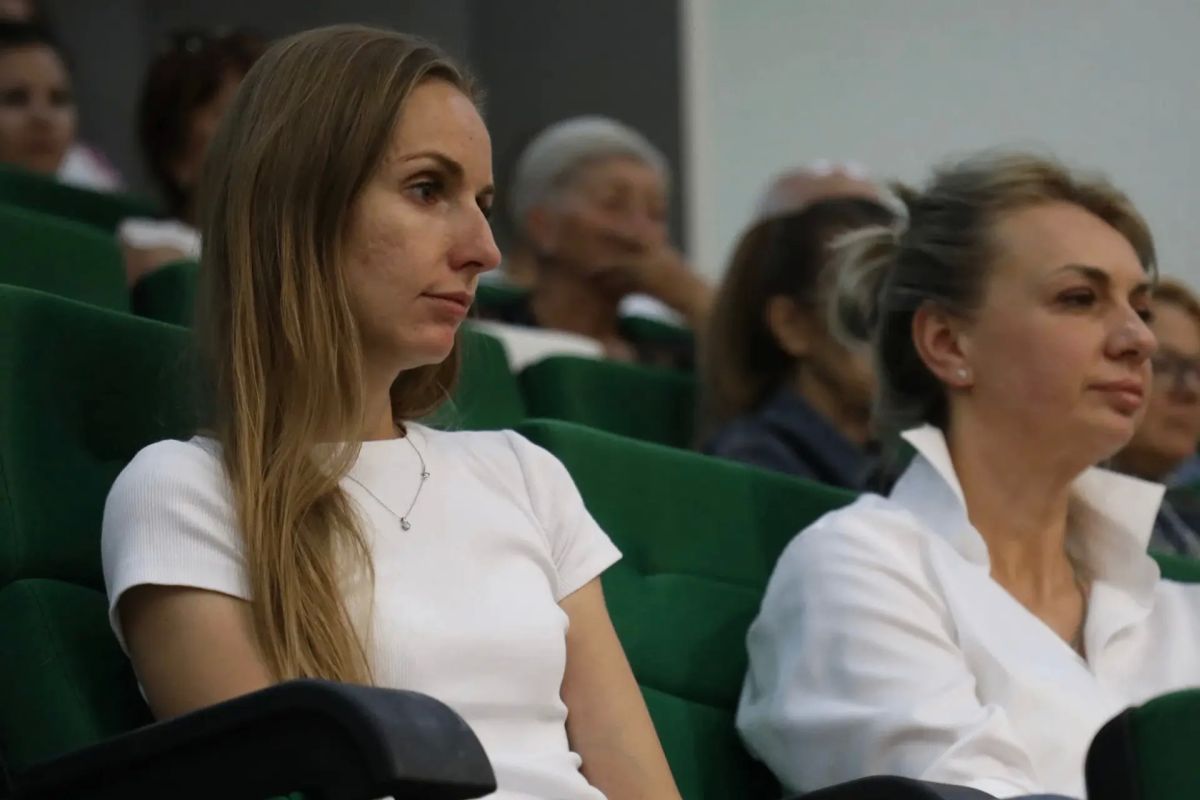 Главный специалист по профориентационной работе ПАО «ММК» Владимир Дремов провел рабочую встречу с представителями спортивных школ, организаций и профильных подразделений Главный специалист по профориентационной работе ПАО «ММК» Владимир Дремов провел рабочую встречу с представителями спортивных школ, организаций и профильных подразделений