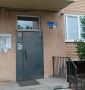 ООО «Жилой квартал Чебаркуль» выполнило работы по локальному ремонту и очистке фасада многоквартирного дома №9/1 по ул. Октябрьская в Чебаркуле