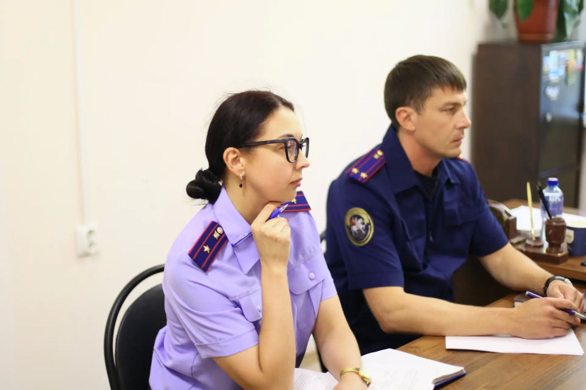 Руководителем следственного управления проведен личный прием граждан в городе Южноуральске Руководителем следственного управления проведен личный прием граждан в городе Южноуральске