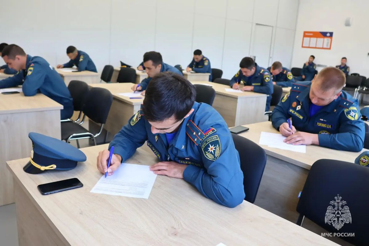 Южноуральские газодымозащитники - серебряные призеры всероссийского конкурса Южноуральские газодымозащитники - серебряные призеры всероссийского конкурса